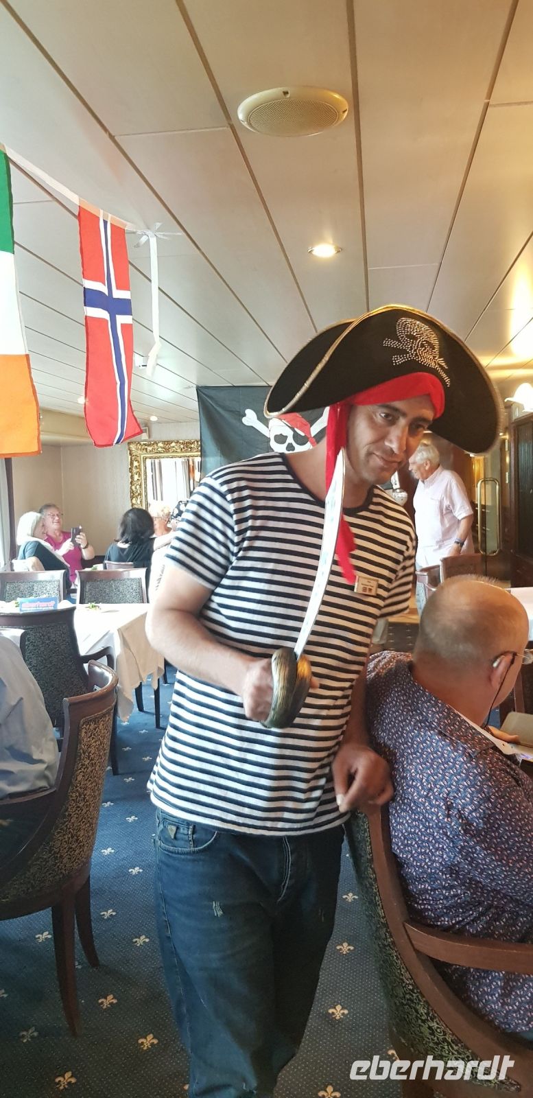 MS Aurora - Piratendinner.jpg &ndash; &copy; Marion Kottlos (Eberhardt TRAVEL)