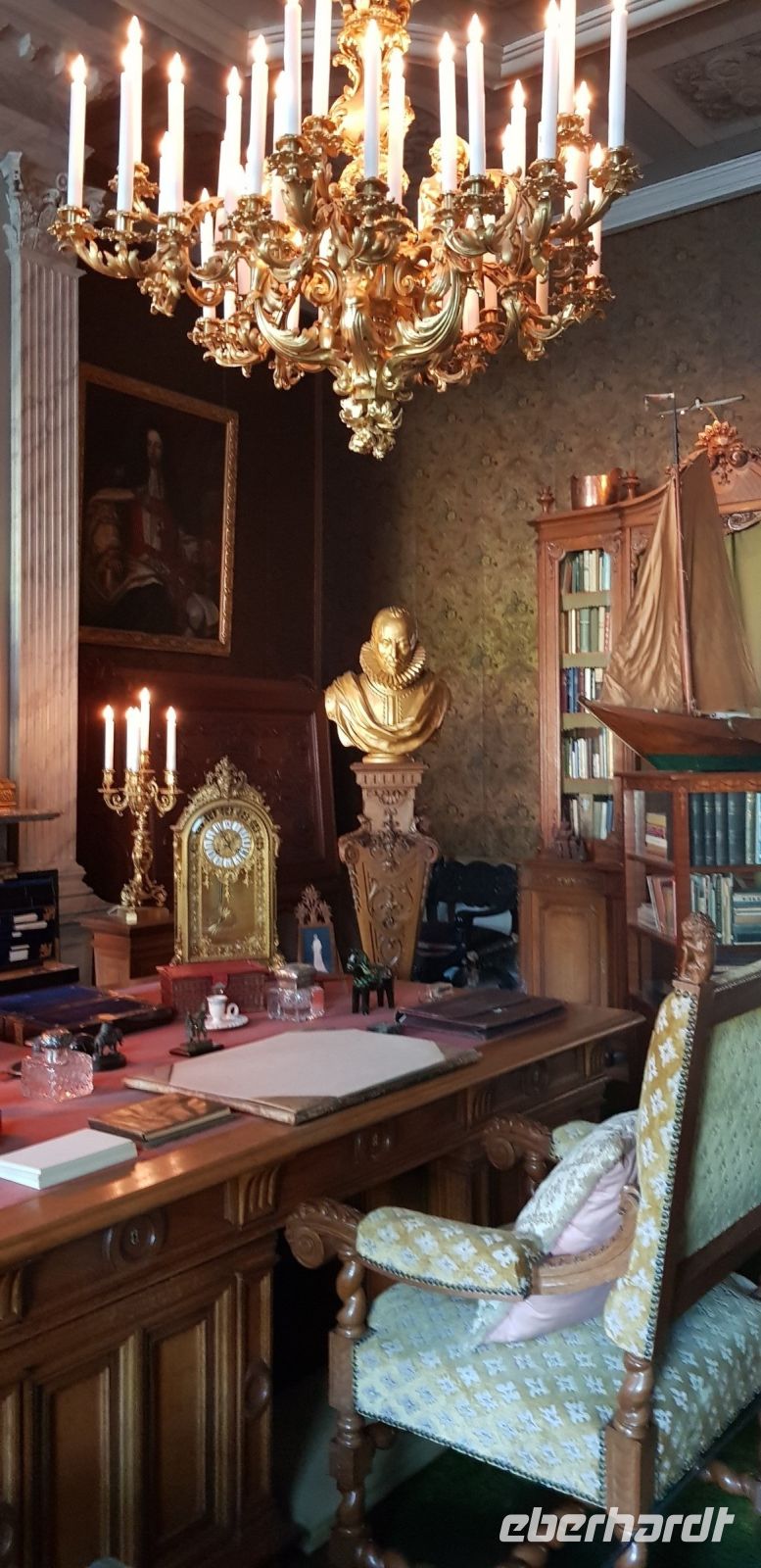 Schloss Het Loo bei Apeldoorn.jpg &ndash; &copy; Marion Kottlos (Eberhardt TRAVEL)