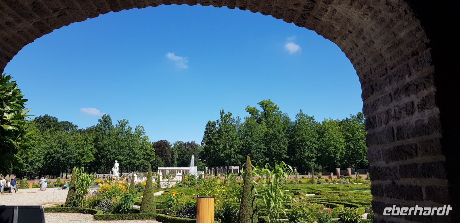 Schloss Het Loo bei Apeldoorn - barocker Garten.jpg &ndash; &copy; Marion Kottlos (Eberhardt TRAVEL)