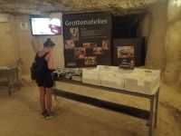 Besichtigung der Grotten Mergelrijk, Valkenburg - Grottenatelier &ndash; &copy; Andrej Kulikov (Eberhardt TRAVEL)