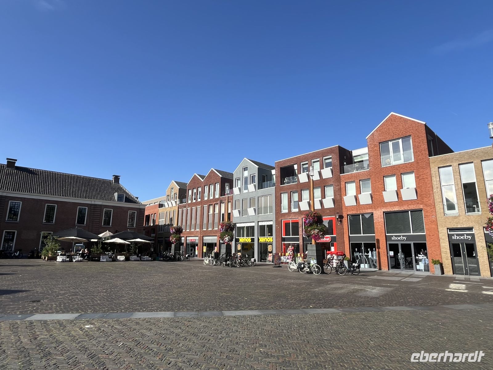 Kirchplatz Woerden &ndash; &copy; Renate Grafe (Eberhardt TRAVEL)