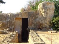 Paphos: Rundgang: Besichtigung der Königsgräber &ndash; &copy; Inge Bily (Eberhardt TRAVEL)