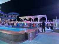 Poolparty &ndash; &copy; Sabine Letzybyll (Eberhardt TRAVEL)