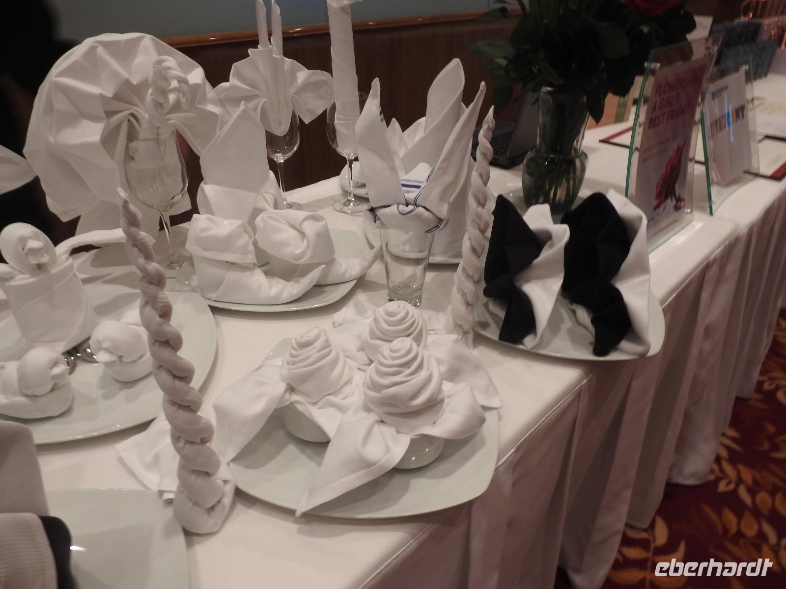 Messe im Restaurant Seven Seas &ndash; &copy; Sabine Letzybyll (Eberhardt TRAVEL)