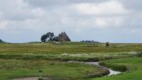 Kirchwarft auf Hallig Hooge &ndash; &copy; Marlies Thrum (Eberhardt TRAVEL)
