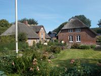 DSCN5194.JPG Reetdachhäuser Föhr &ndash; &copy; Kerstin Veit (Eberhardt TRAVEL)