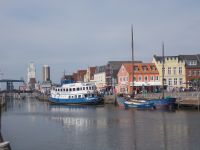 DSCN6215.JPG    Binnenhafen Husum &ndash; &copy; Kerstin Veit (Eberhardt TRAVEL)