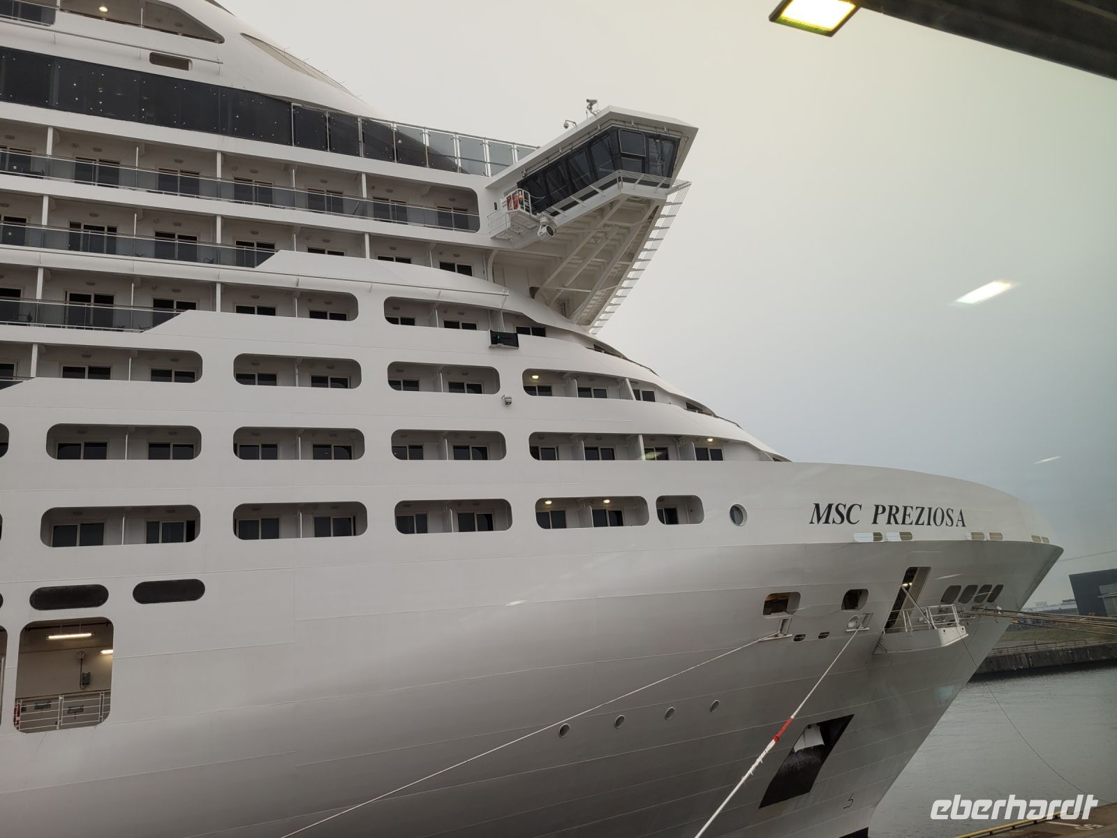 0802 wieder in Hamburg &ndash; &copy; Jörg Nesse (Eberhardt TRAVEL)