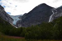 274 Wanderung zum Briksdalsbreen &ndash; &copy; Konrad Füssel (Eberhardt TRAVEL)