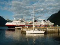 Hurtigruten in Åndalsnes &ndash; &copy; Anna Stiebing (Eberhardt TRAVEL)