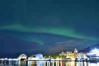 Bergen bei Nacht und...mit Polarlicht!!!! &ndash; &copy; Martin Büchner (Eberhardt TRAVEL)