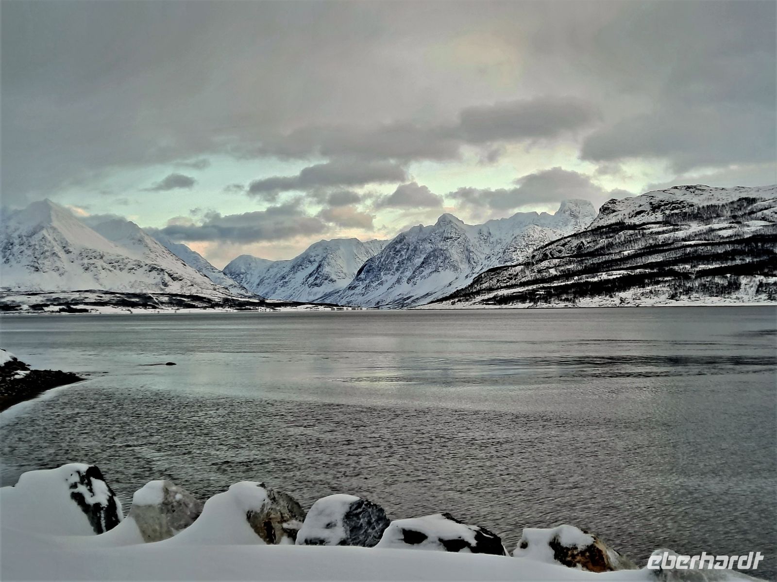 Norwegen - Landschaft um den Lyngen Fjord.jpg &ndash; &copy; Annett Müller (Eberhardt TRAVEL)
