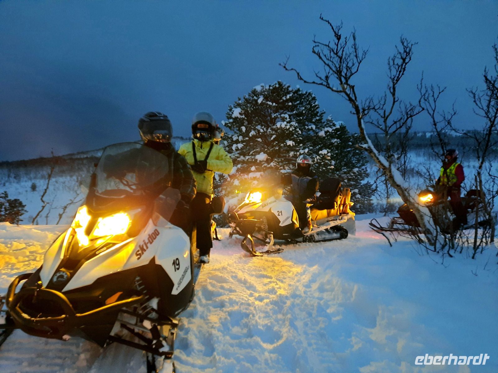Norwegen - Motorschlitten Fahrt in den Lyngen Alpen - weiter geht`s!.jpg &ndash; &copy; Annett Müller (Eberhardt TRAVEL)