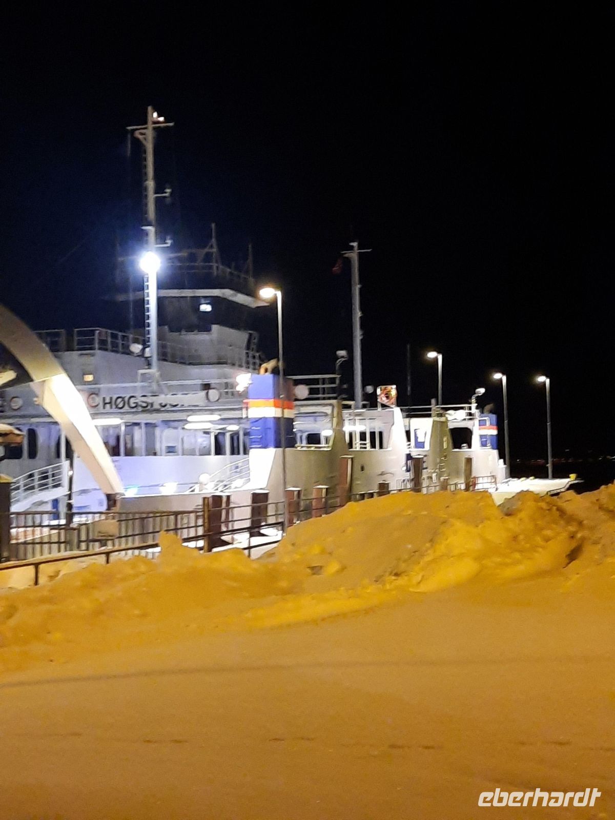 Norwegen - Fährmann hol über - Rückfahrt nach Tromso.jpg &ndash; &copy; Annett Müller (Eberhardt TRAVEL)