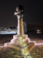 Hammerfest - Meridianstein &ndash; &copy; Katrin Deutschbein (Eberhardt TRAVEL)