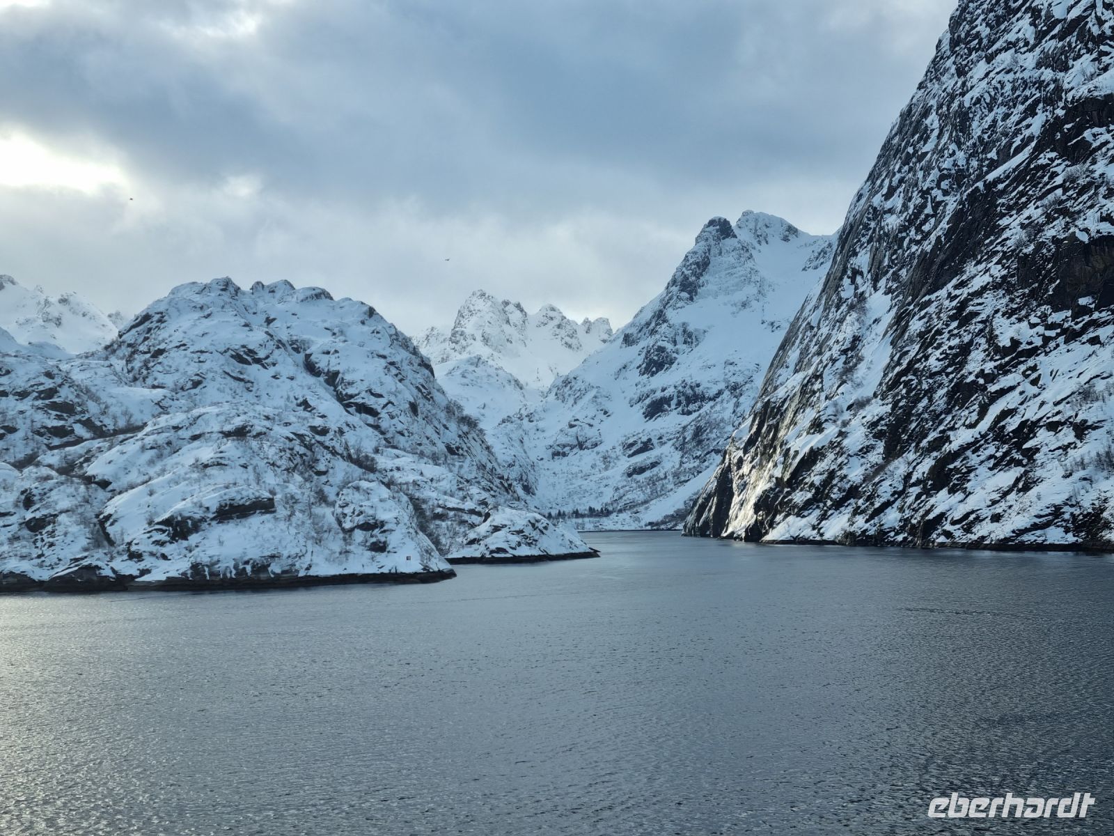 Raftsund - Eingang zum Trollfjord &ndash; &copy; Katrin Deutschbein (Eberhardt TRAVEL)