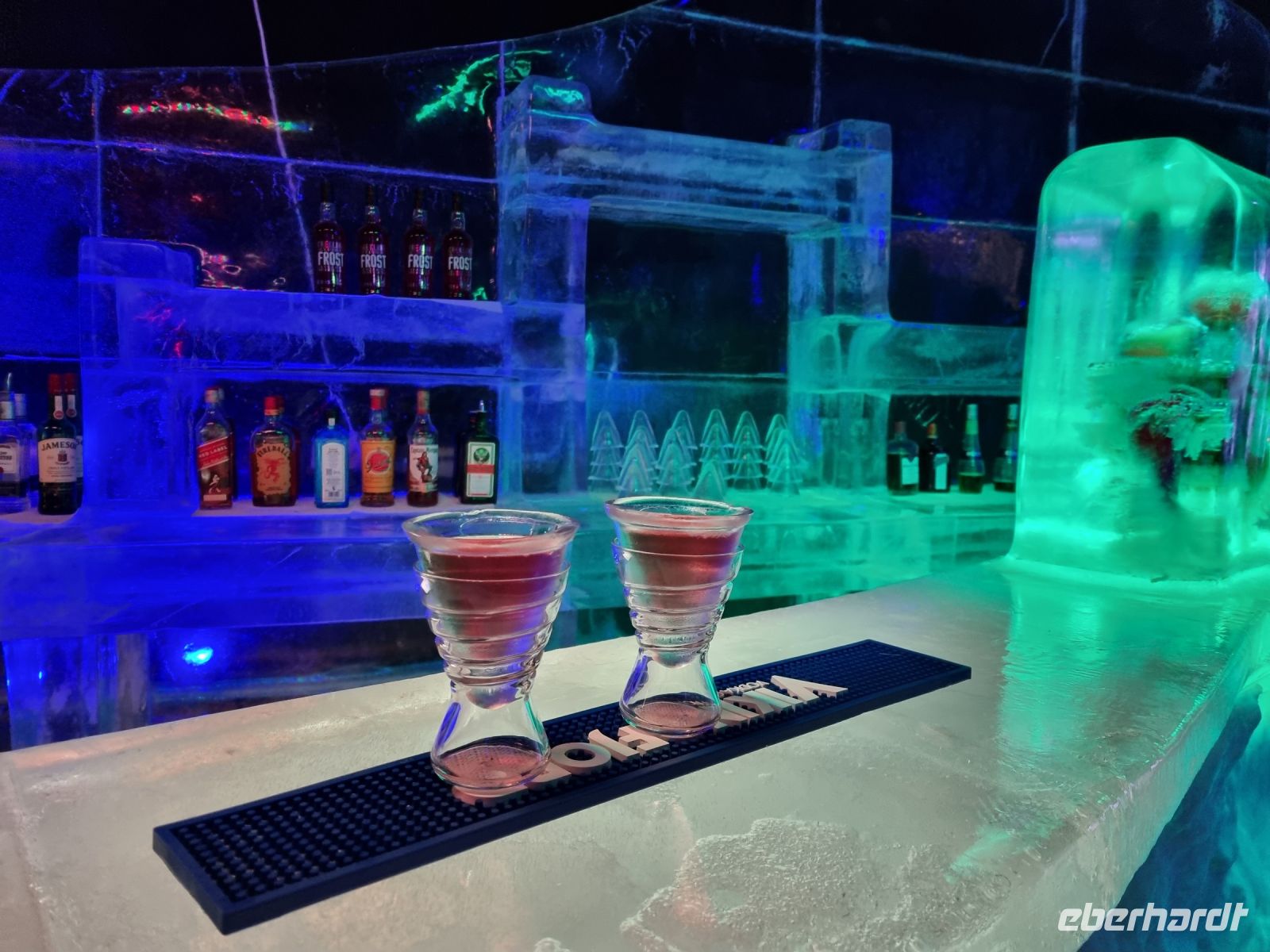 Svolvær (Lofoten) - Magic Ice Bar &ndash; &copy; Katrin Deutschbein (Eberhardt TRAVEL)