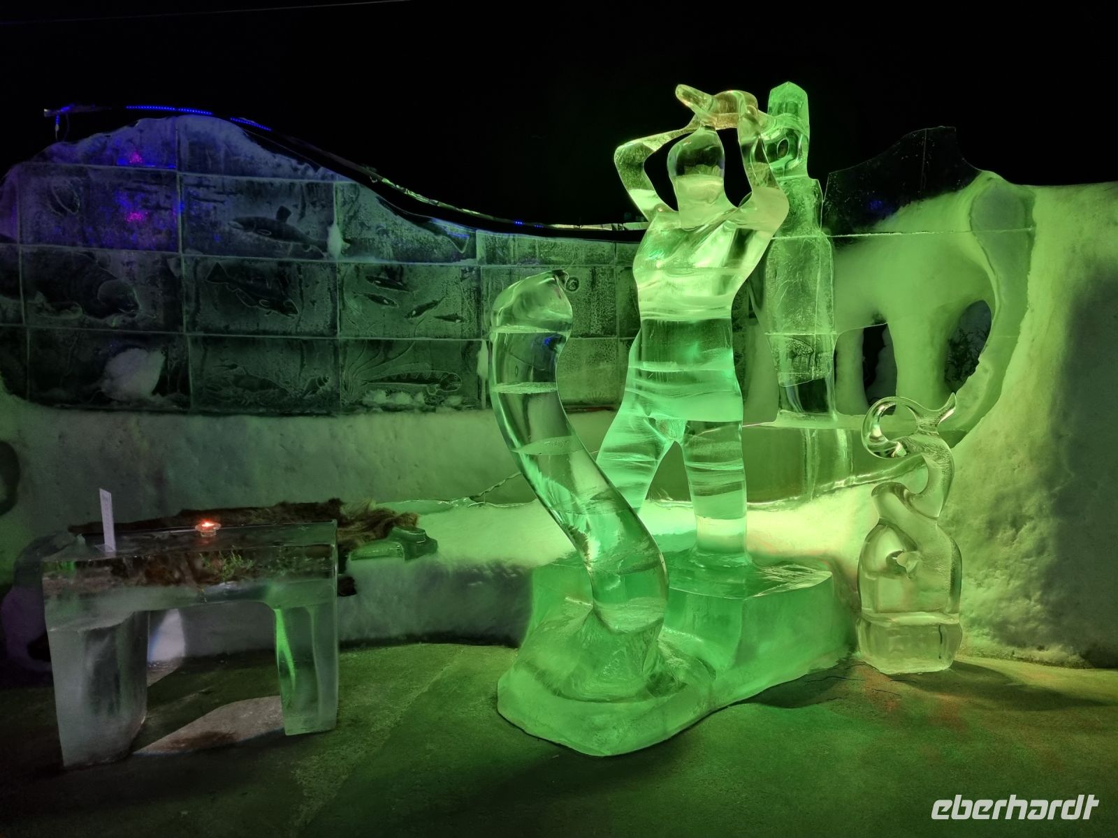 Svolvær (Lofoten) - Magic Ice Bar &ndash; &copy; Katrin Deutschbein (Eberhardt TRAVEL)