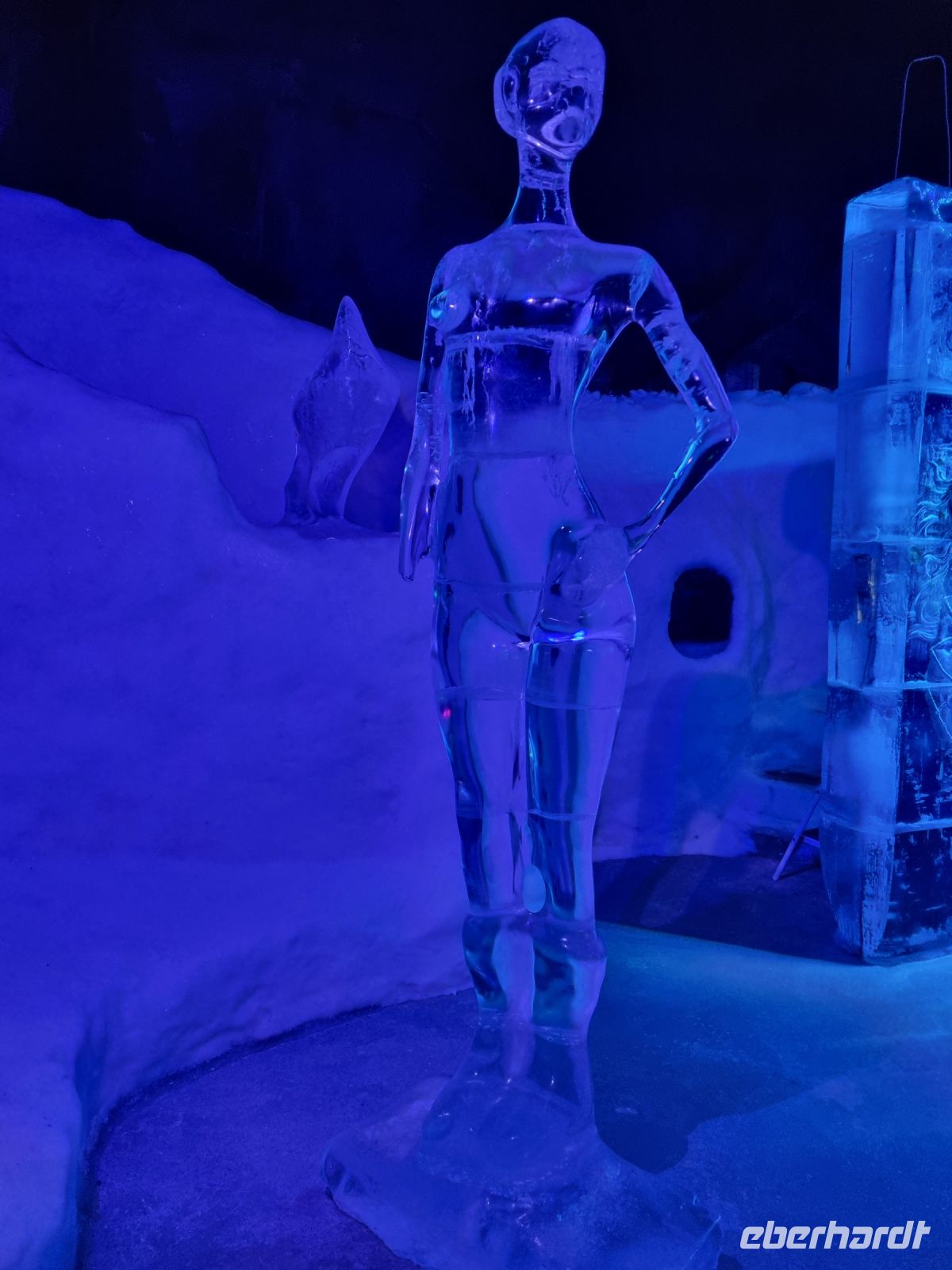 Svolvær (Lofoten) - Magic Ice Bar &ndash; &copy; Katrin Deutschbein (Eberhardt TRAVEL)