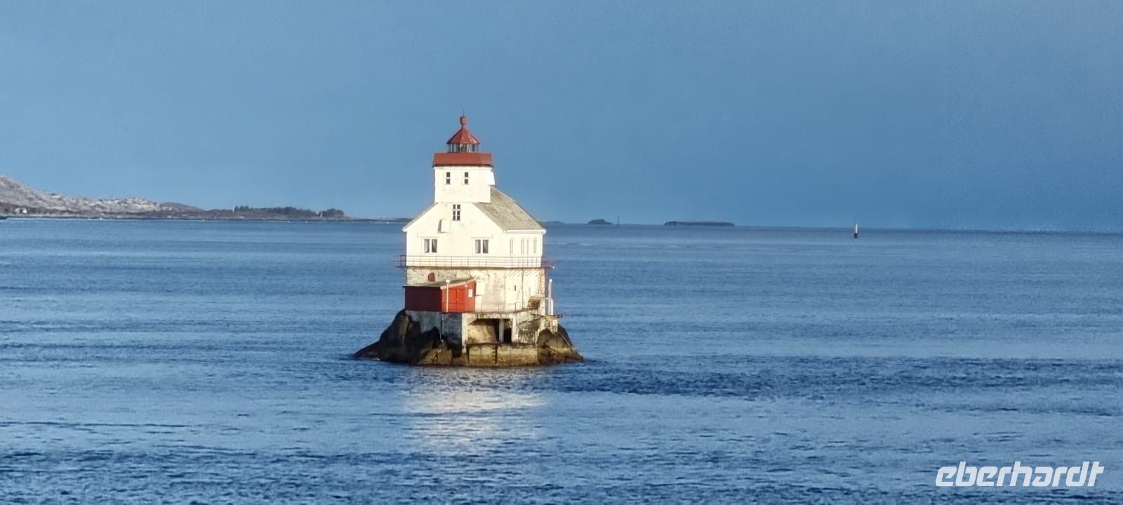 ...unterwegs zwischen Florø und Bergen... - Stabben fyr (Küstenleuchtturm) &ndash; &copy; Katrin Deutschbein (Eberhardt TRAVEL)