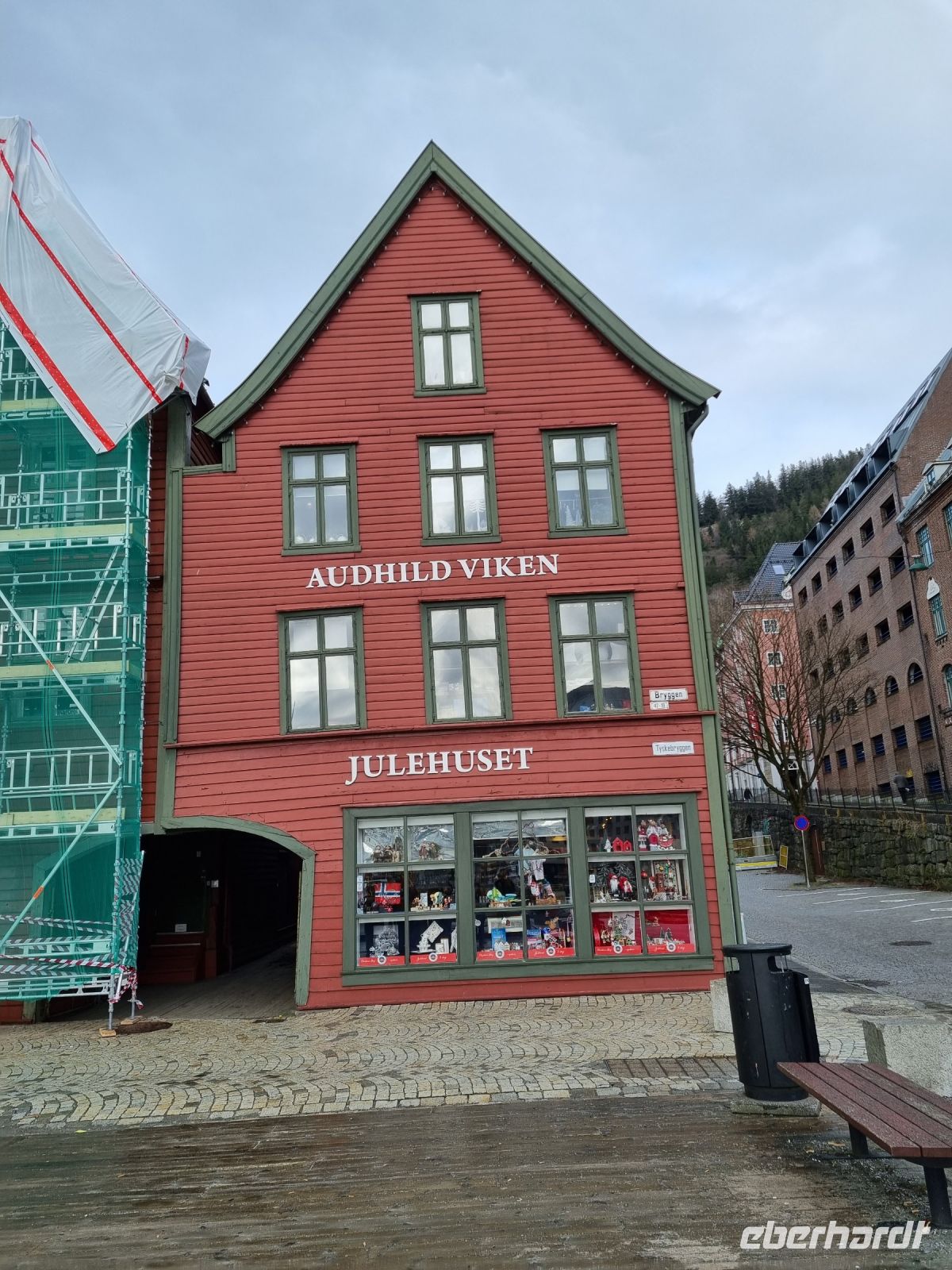 Bergen - Hanseviertel Bryggen &ndash; &copy; Katrin Deutschbein (Eberhardt TRAVEL)