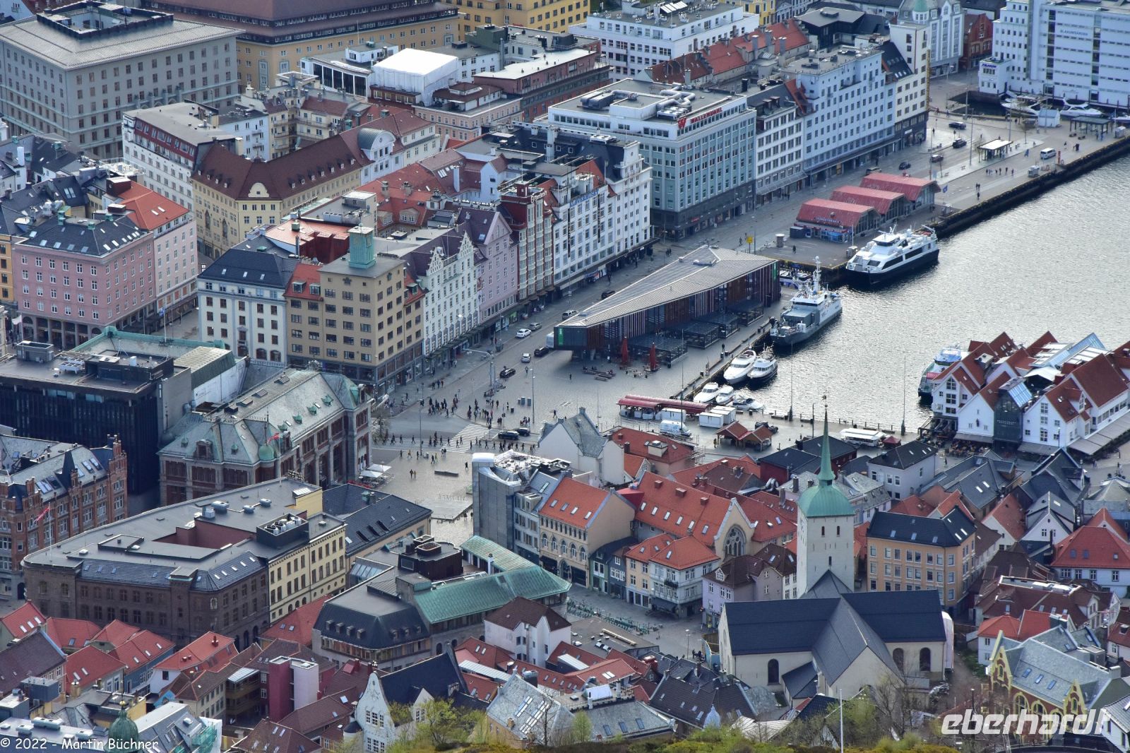 Hurtigruten - MS Polarlys - Bergen &ndash; &copy; Martin Büchner (Eberhardt TRAVEL)