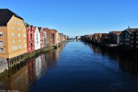 Hurtigruten - MS Polarlys - Historische Speicherhäuser am Nidelven (der Nidfluss) in Trondheim &ndash; &copy; Martin Büchner (Eberhardt TRAVEL)