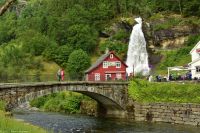 Steindalsfossen &ndash; &copy; Martin Büchner (Eberhardt TRAVEL)
