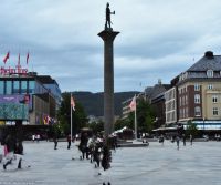 Stortorget in Trondheim mit Olav Tryggvason Säule