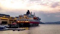 Das nordgehende Postschiff M/S Nordlys ist zur Abfahrt bereit &ndash; &copy; Martin Büchner (Eberhardt TRAVEL)
