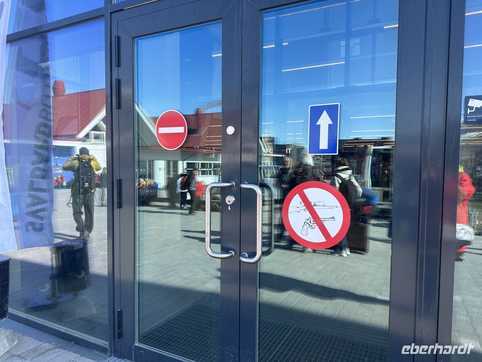 Hurtigruten - Spitzbergen - Longyearbyen  &ndash; &copy; Sabine Letzybyll (Eberhardt TRAVEL)