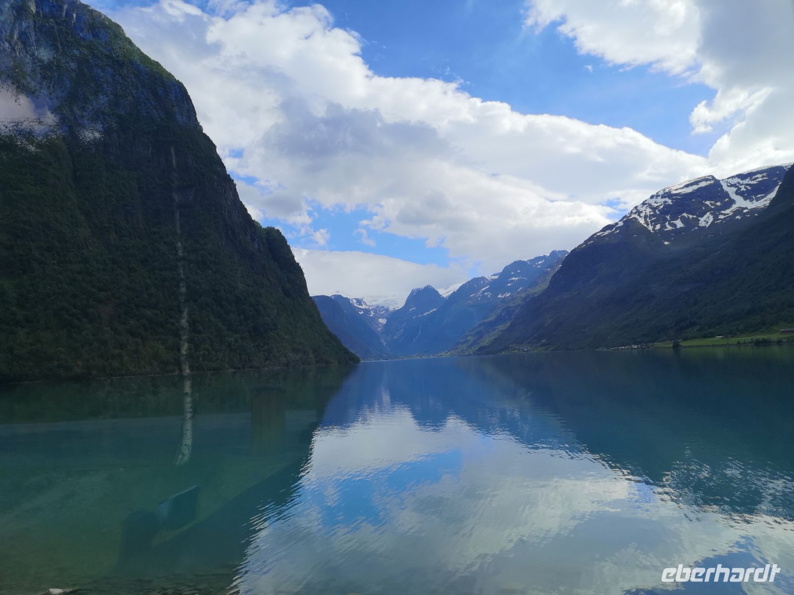 Ein Spiegelbild &ndash; &copy; Marta Rass (Eberhardt TRAVEL)