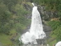 Steindalsfossen &ndash; &copy; Gabriele Schwarze (Eberhardt TRAVEL)
