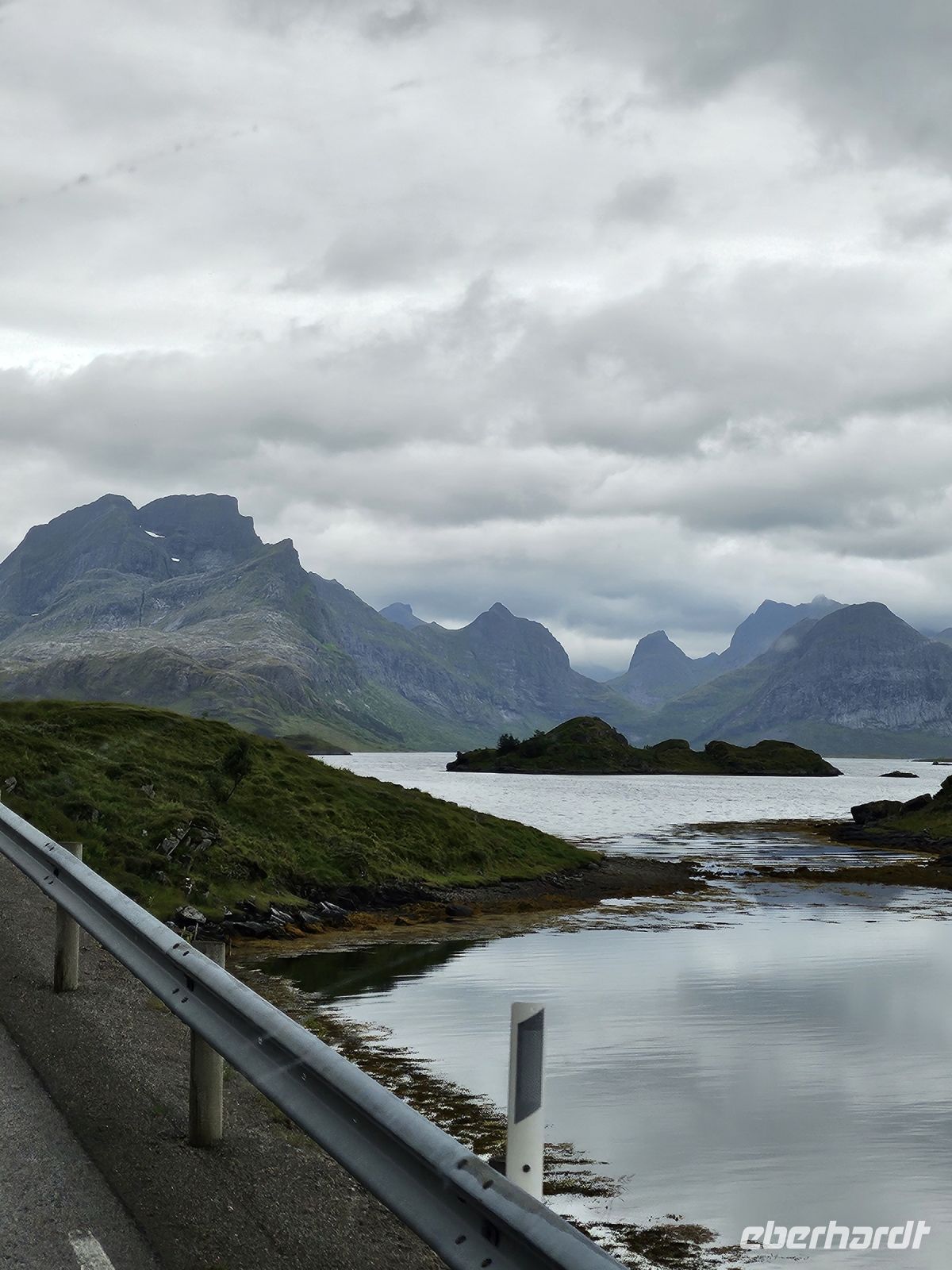 Lofoten-Panorama &ndash; &copy; Mariele Koeckeritz (Eberhardt TRAVEL)
