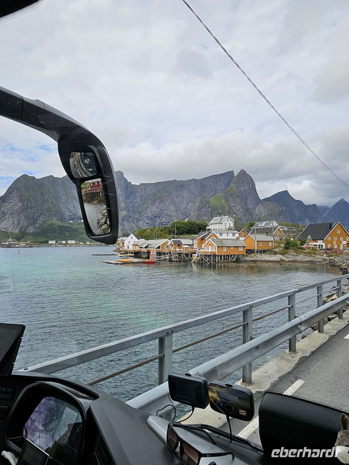 Ausblick Richtung Reine &ndash; &copy; Mariele Koeckeritz (Eberhardt TRAVEL)