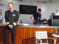 Hurtigruten: Polarkreistaufe &ndash; &copy; Inge Bily (Eberhardt TRAVEL)
