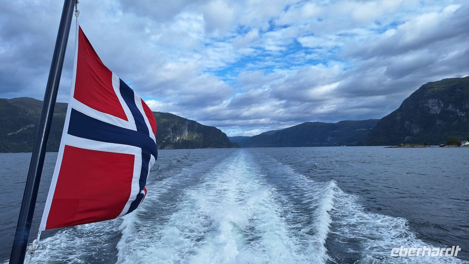 Sunnylvsfjord &ndash; &copy; Sinah Witzig (Eberhardt TRAVEL)