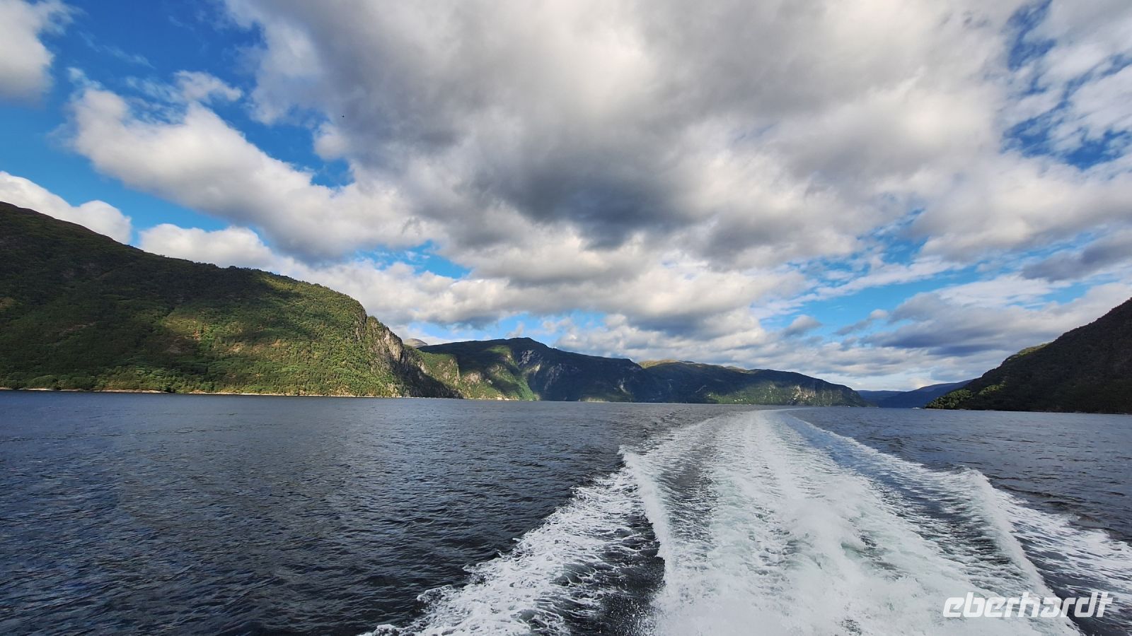 Sunnylvsfjord &ndash; &copy; Sinah Witzig (Eberhardt TRAVEL)