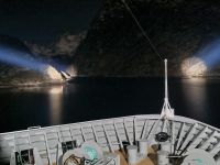 Nachts im Trollfjord (3) &ndash; &copy; Marcus Hasselhorst (Eberhardt TRAVEL)