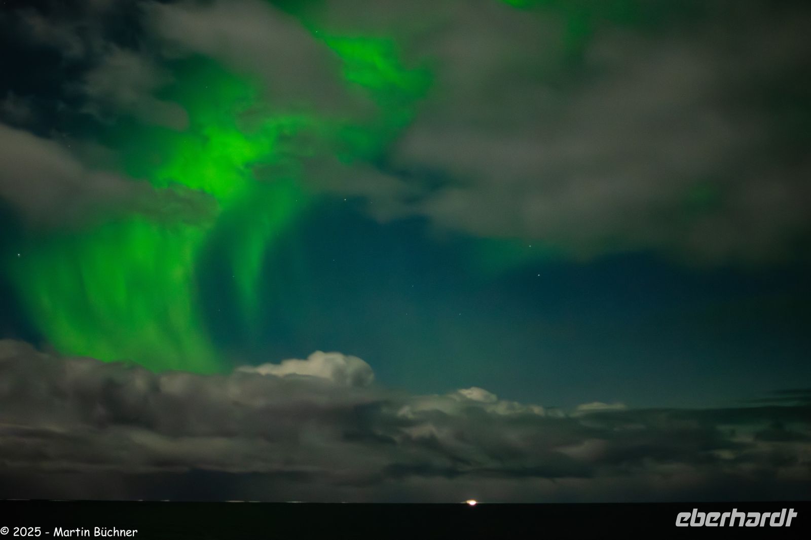 Velkommen til Nordland - Lady Aurora zwischen Rørvik und Brønnøysund &ndash; &copy; Martin Büchner (Eberhardt TRAVEL)