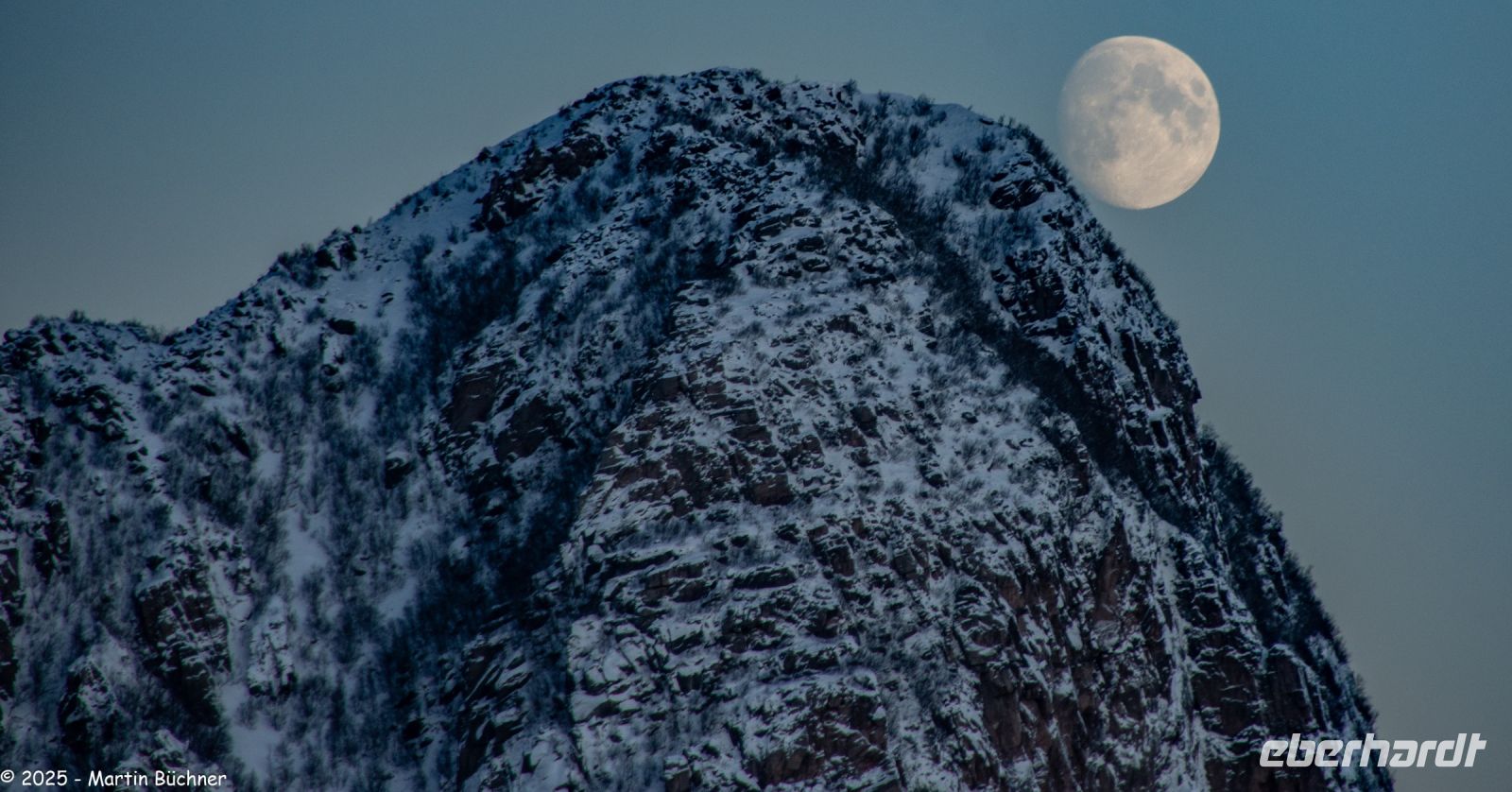 Provinz Nordland - Nord-Helgeland - Bergtroll mit Mond &ndash; &copy; Martin Büchner (Eberhardt TRAVEL)