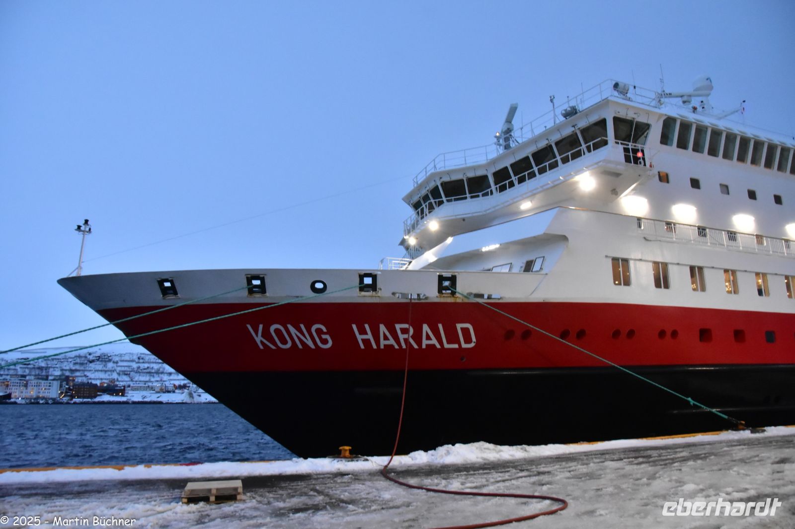 Hurtigruten MS Kong Harald in Hammerfest &ndash; &copy; Martin Büchner (Eberhardt TRAVEL)