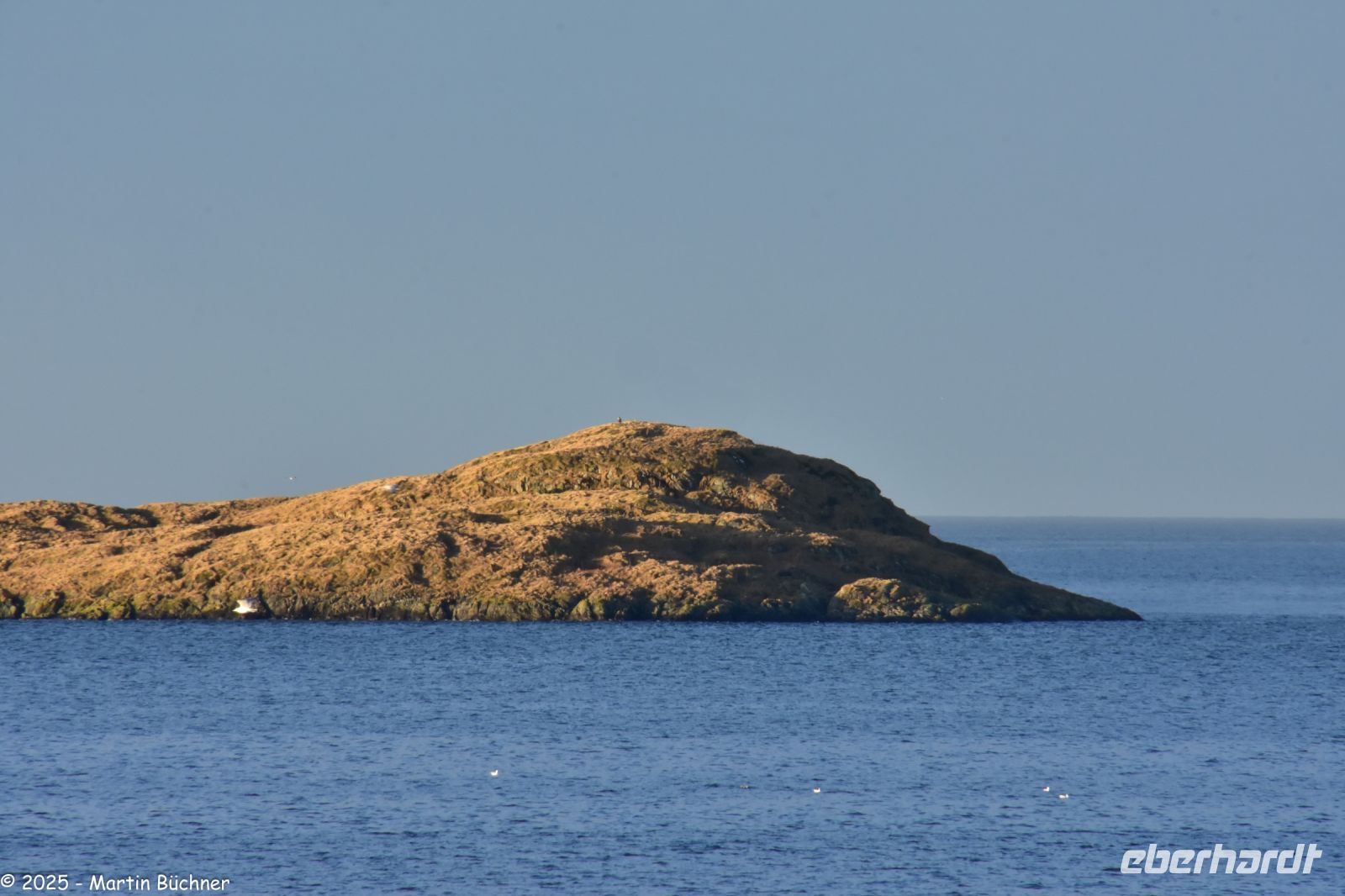 Wer sitzt denn da auf dieser Insel (ganz oben auf der Kuppe)? &ndash; &copy; Martin Büchner (Eberhardt TRAVEL)