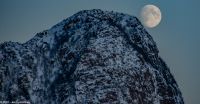 Provinz Nordland - Nord-Helgeland - Bergtroll mit Mond &ndash; &copy; Martin Büchner (Eberhardt TRAVEL)