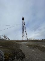 Spitzbergen - Ny Alesund - Spaziergang zum Zeppelin Mast &ndash; &copy; Jacob Spangenberg (Eberhardt TRAVEL)