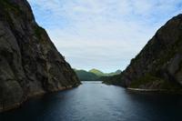 167 Einfahrt Trollfjord &ndash; &copy; Konrad Füssel (Eberhardt TRAVEL)