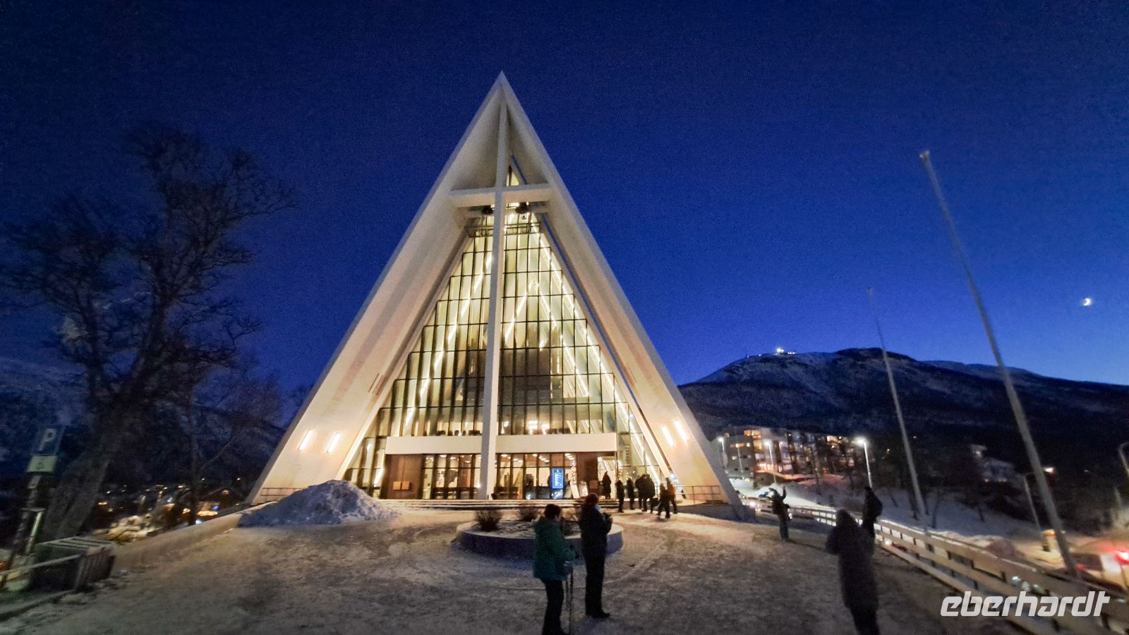 Tromsø - Ishavskatedralen - Eismeerkathedrale &ndash; &copy; Martin Büchner (Eberhardt TRAVEL)