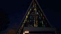 Tromsø - Ishavskatedralen - Eismeerkathedrale &ndash; &copy; Martin Büchner (Eberhardt TRAVEL)