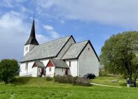 Kreuzfahrt Norwegen- Kirche Roan &ndash; &copy; Heike Wagner (Eberhardt TRAVEL)