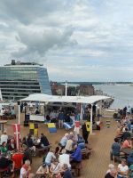 Sonnendeck ohne Sonne aber macht nichts..... &ndash; &copy; Marta Rass (Eberhardt TRAVEL)
